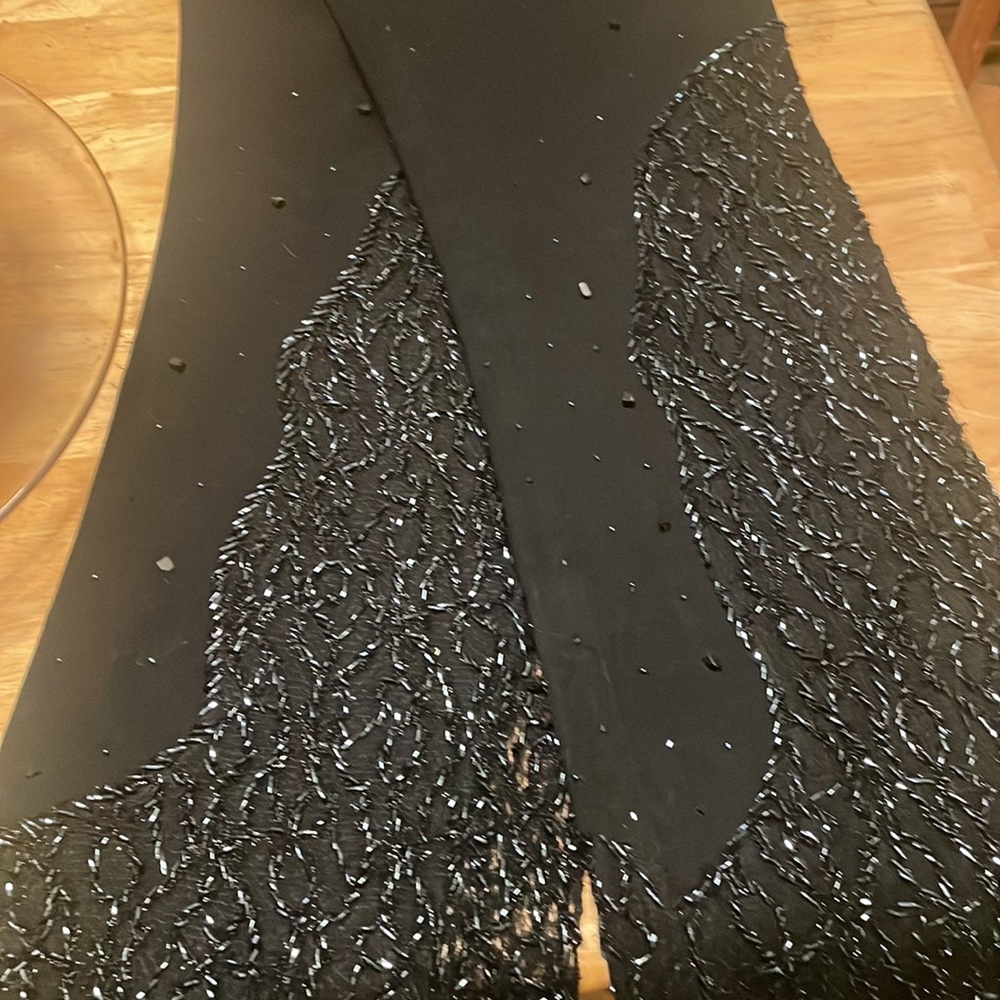 Cache Black Fashion Wear Sequence - image 3